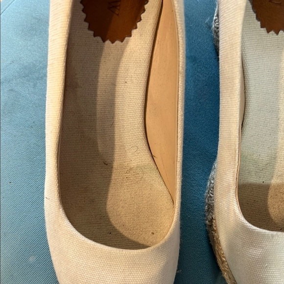 J. Crew Cream Wedge Espadrilles with Classic Design Size 9 - Picture 4 of 6